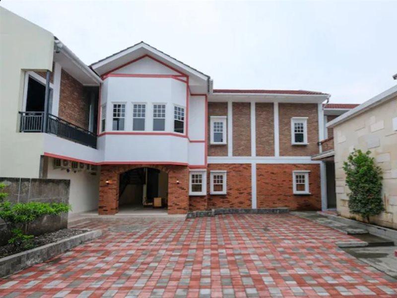 Oyo 2383 Andongkoe 64