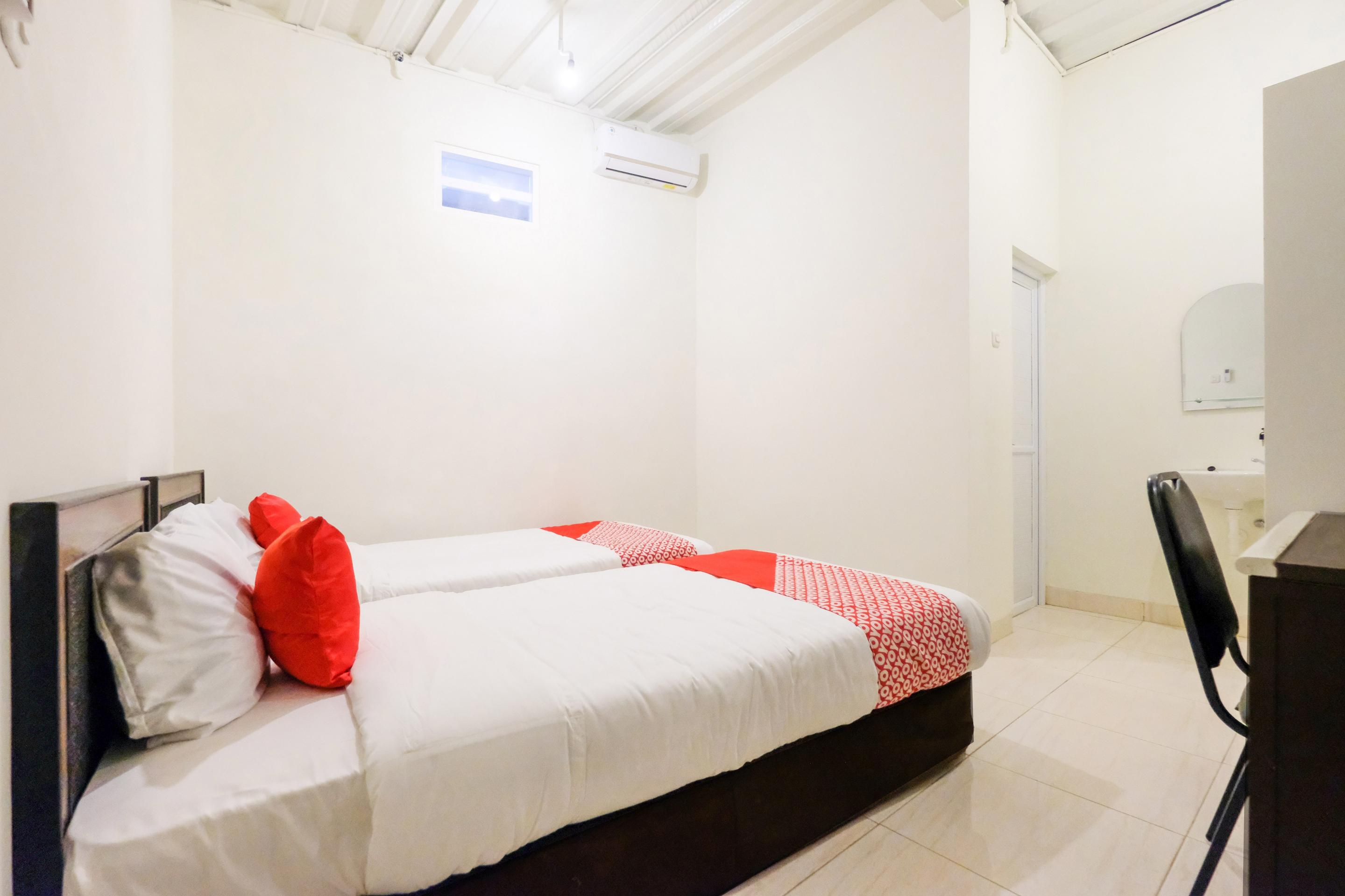 Oyo 2383 Andongkoe 64 Salatiga