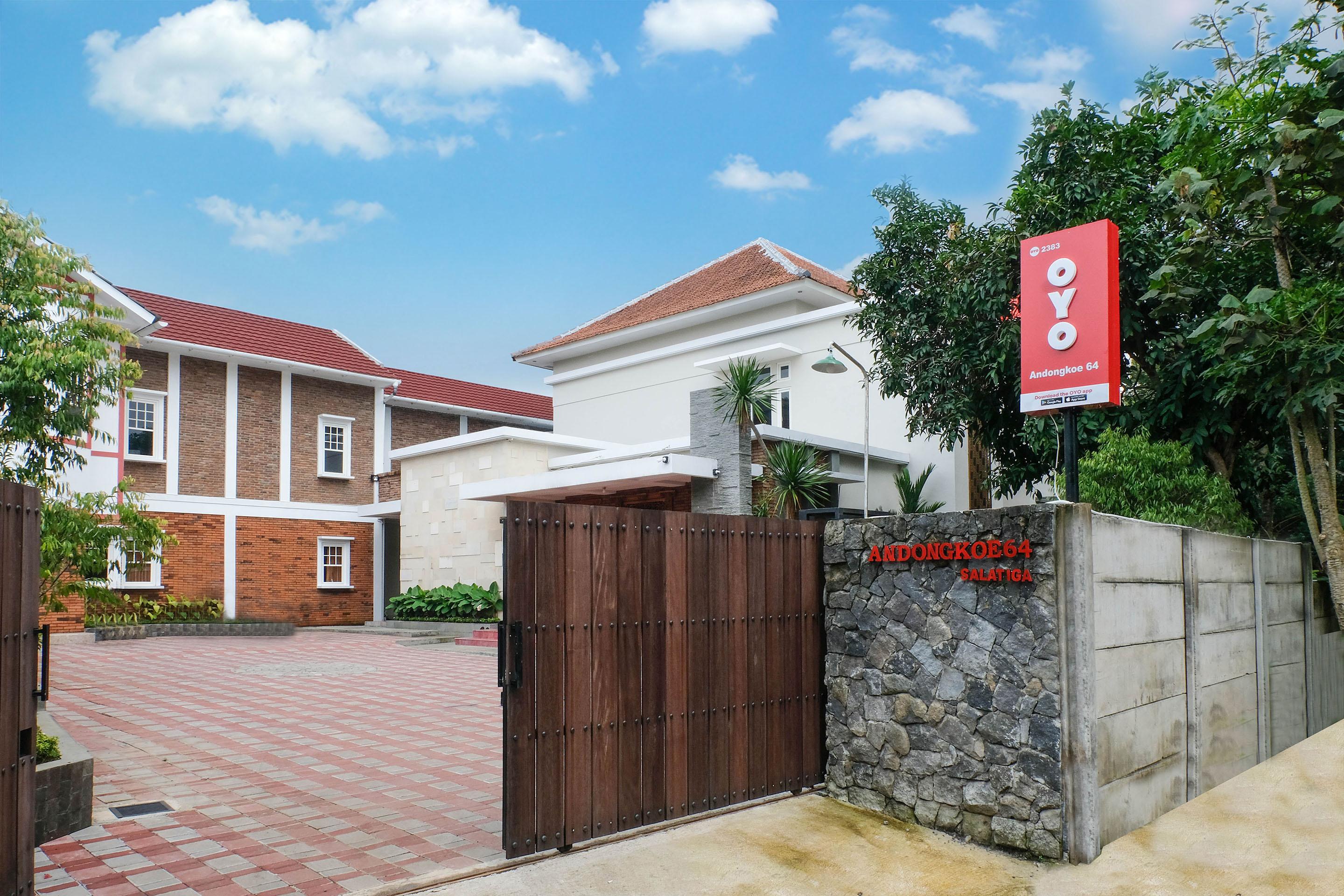 Oyo 2383 Andongkoe 64 Hotel 3*
